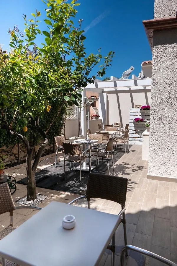 Hotel MarMè San Teodoro  San Teodoro (Sardinia)